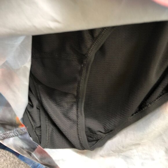 Lululemon Fast and Free Short 4 High-Rise Classic 3" Luminescent Floral - Picture 7 of 9